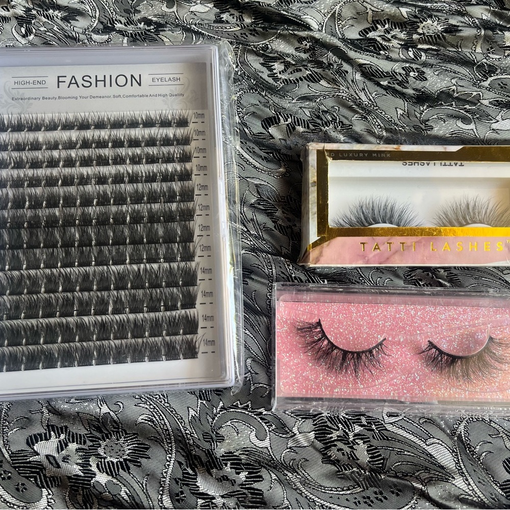Source Unknown Elegant Lash Collection